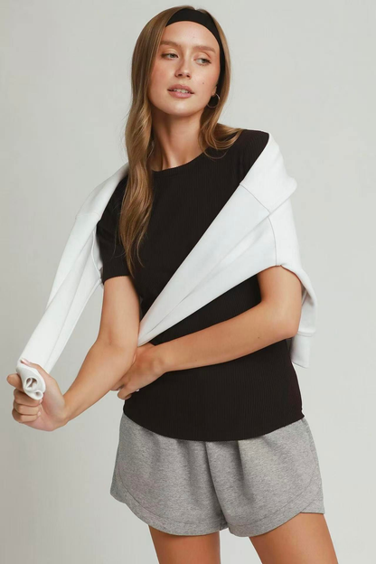 UMGEE BRUSHED RIB SHORT SLEEVE TOP