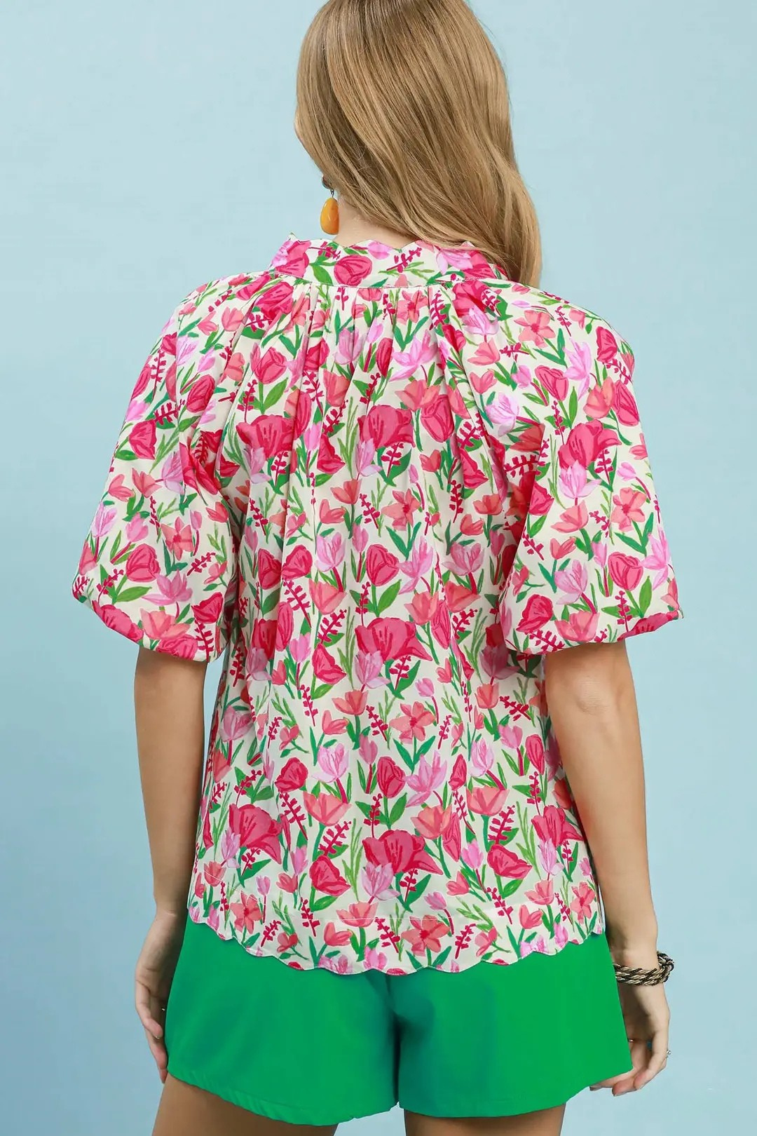 UMGEE FLORAL PUFF SLEEVE BLOUSE WITH SCALLOPED HEM