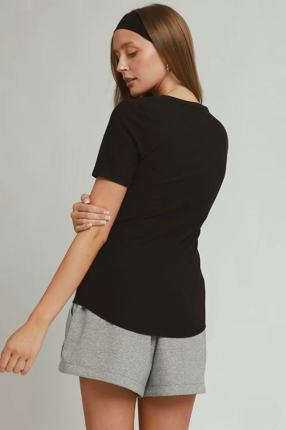 UMGEE BRUSHED RIB SHORT SLEEVE TOP