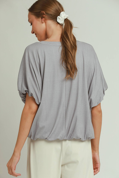 UMGEE TEXTURED BUBBLE HEM TOP