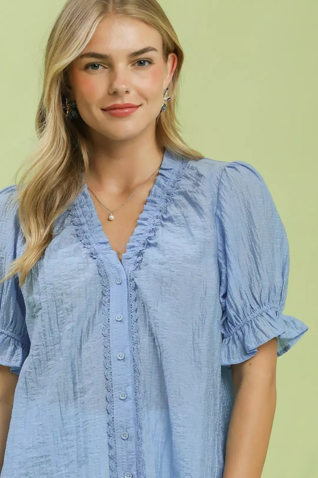 UMGEE TEXTURED BUTTON-FRONT PUFF SLEEVE TOP
