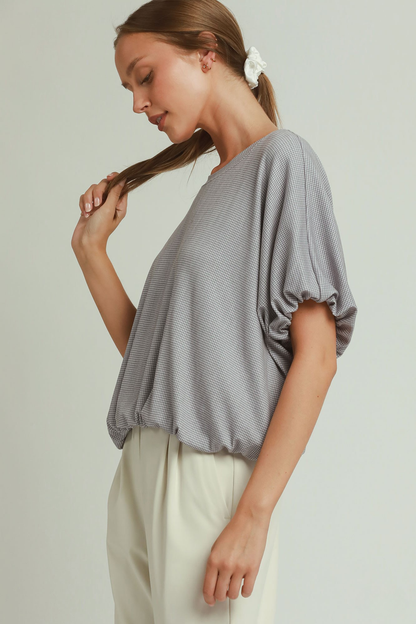 UMGEE TEXTURED BUBBLE HEM TOP